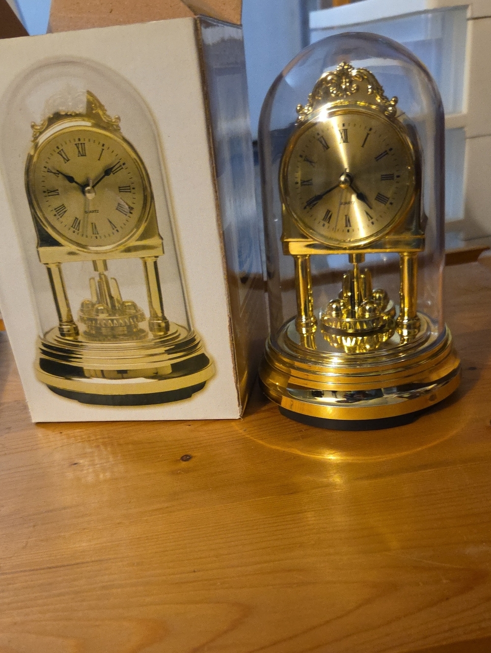 Elegant Gold Dome Anniversary Clock - Polished Decorative Mantel Clock
